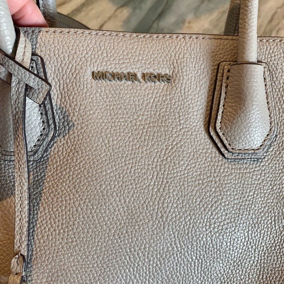 Michael Kors Mercer Crossbody Leather Purse - Picture 9 of 15